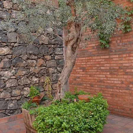 Relais Chiesa Madre - And *