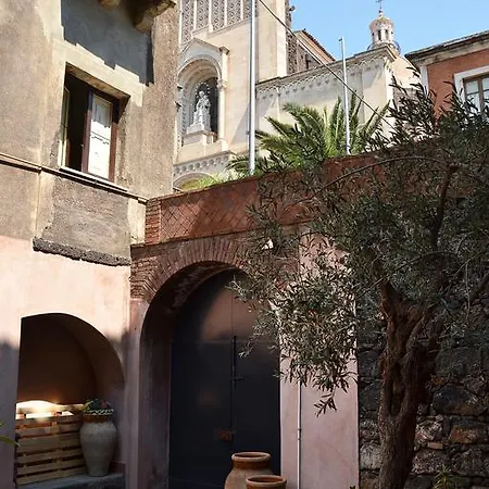 Relais Chiesa Madre - And Apartmán Misterbianco