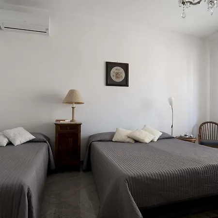 Relais Chiesa Madre - And *